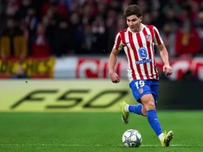 BOM TẤN: Chelsea vượt mặt Arsenal, Barca để chiêu mộ Julian Alvarez với giá ‘khủng’ 87 triệu bảng