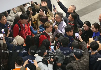 Cả Sân Bay Nội Bài 'Bùng Nổ' Chào Đón U23 Việt Nam Về Nước Với Huy Chương Đồng Châu Á 1