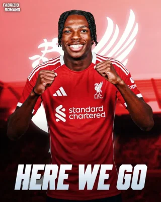 BOM TẤN: Liverpool đánh bại Chelsea, chiêu mộ Jeremy Jacquet với giá kỷ lục 61 triệu bảng 1