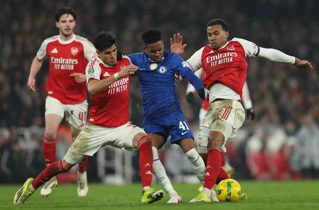 Cựu sao Arsenal Paul Merson chỉ trích Chelsea thua thảm hại 1 Cựu sao Arsenal Paul Merson chỉ trích Chelsea thua thảm hại 1