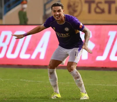 Đỗ Hoàng Hên 'bùng nổ' tại Hà Nội FC, sẵn sàng ghi bàn cho ĐT Việt Nam 1